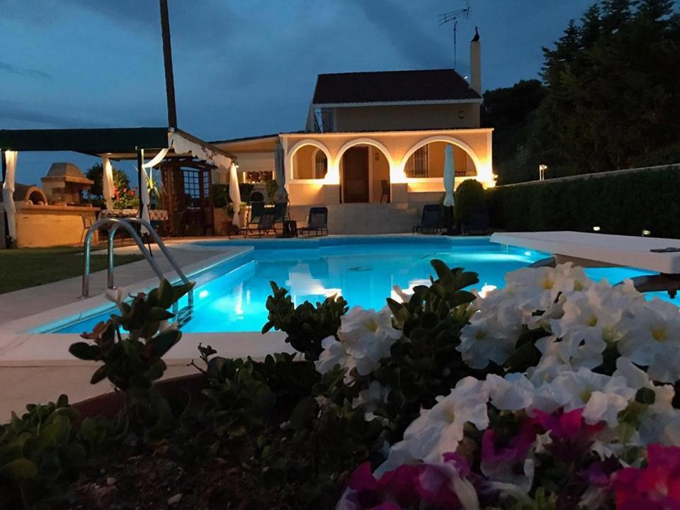 Villa Vs Vathí Exteriér fotografie
